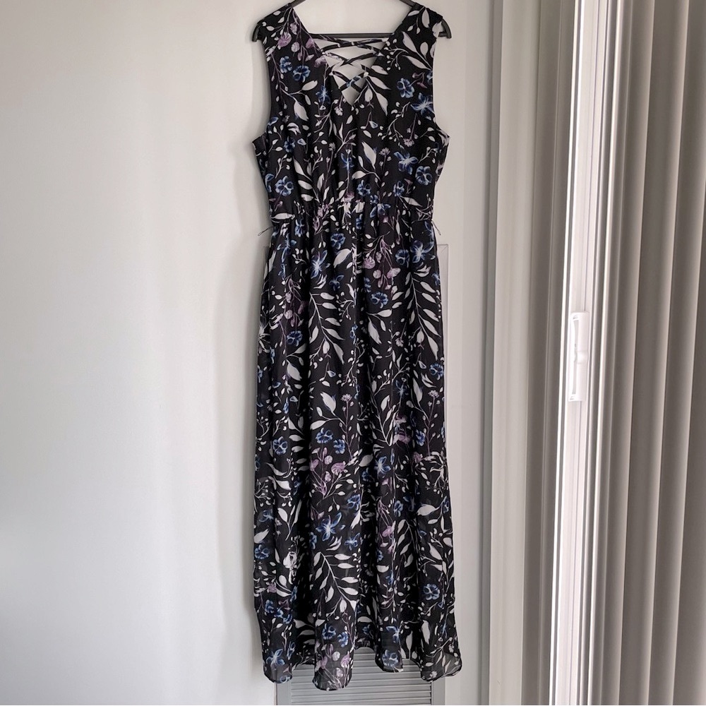 💗 RICKI’S Elegant Black Floral Maxi Dress - Picture 5 of 11